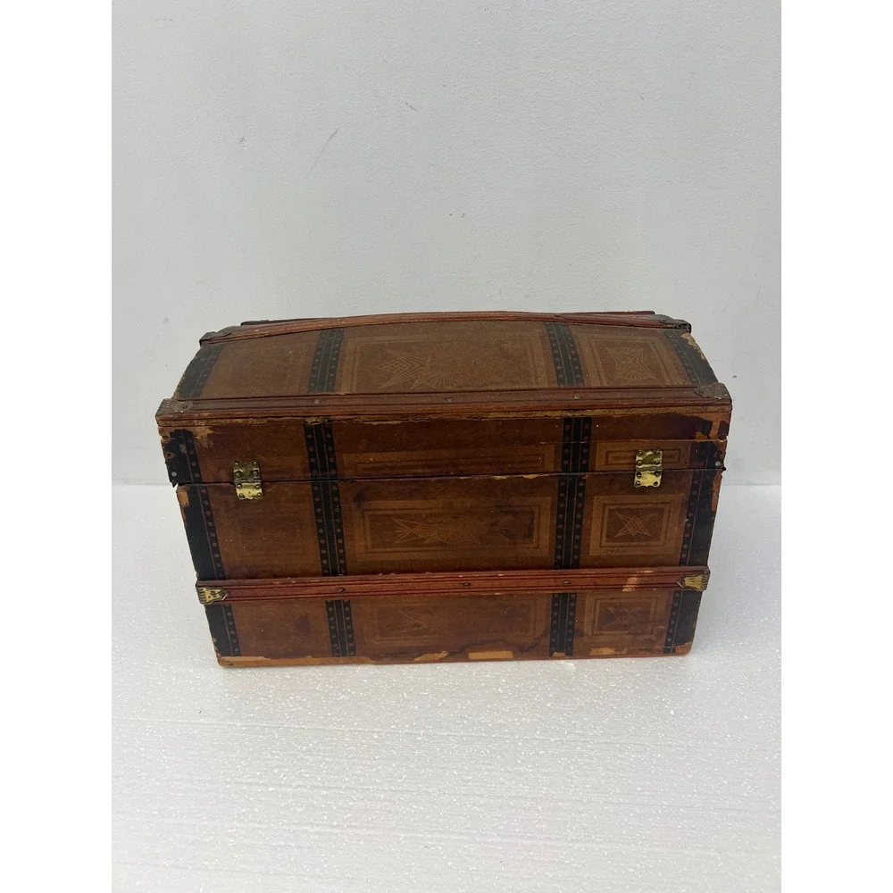 Wood Dollhouse Steamer Trunk Miniature Antique Storage Box Chest SALESMAN SAMPLE
